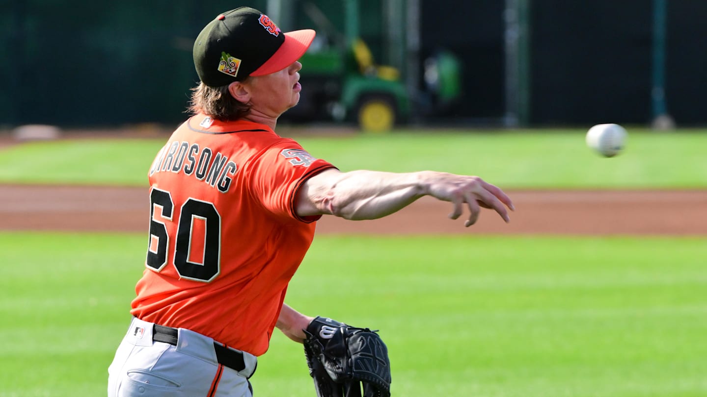 Hayden Birdsong's Surgery Choice Shapes His Future with the Giants