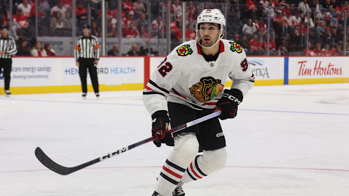 Chicago Blackhawks v Detroit Red Wings