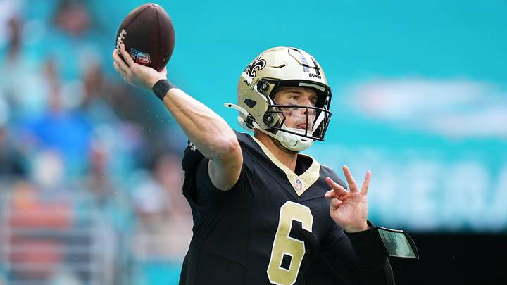 Nov. 30, 2025; Miami Gardens, Florida, USA; New Orleans Saints quarterback Tyler Shough (6) passes the ball against the Miami Dolphins during the second half at Hard Rock Stadium. Mandatory Credit: Rich Storry-Imagn Images Nov. 30, 2025; Miami Gardens, Florida, USA; New Orleans Saints quarterback Tyler Shough (6) passes the ball against the Miami Dolphins during the second half at Hard Rock Stadium. Mandatory Credit: Rich Storry-Imagn Images