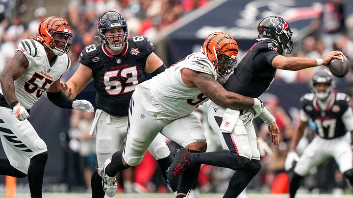 Cincinnati Bengals defensive tackle Dexter Lawrence II (97) wraps up Houston Texans quarterback C.J. Stroud (7) for a sack in the fourth quarter of the NFL Week 2 game between the Houston Texans and the Cincinnati Bengals at Reliant Stadium in Houston on Sunday, Sept. 20, 2026. The Bengals improved to 2-0 on the season with a 20-6 win on the road. Cincinnati Bengals defensive tackle Dexter Lawrence II (97) wraps up Houston Texans quarterback C.J. Stroud (7) for a sack in the fourth quarter of the NFL Week 2 game between the Houston Texans and the Cincinnati Bengals at Reliant Stadium in Houston on Sunday, Sept. 20, 2026. The Bengals improved to 2-0 on the season with a 20-6 win on the road.