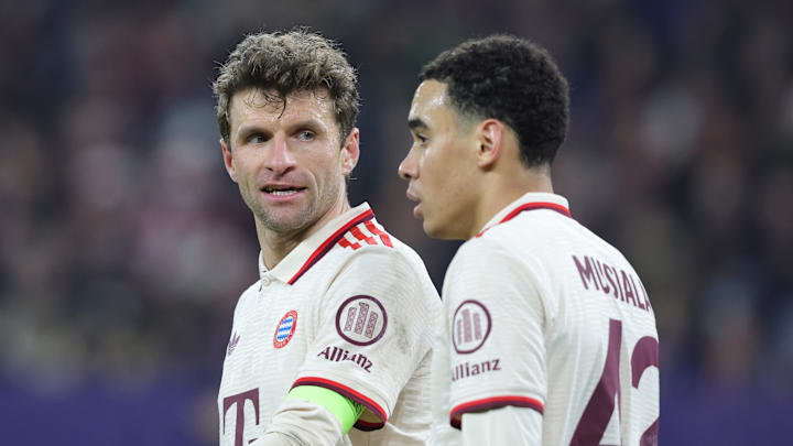 Thomas Müller (l.) und Jamal Musiala