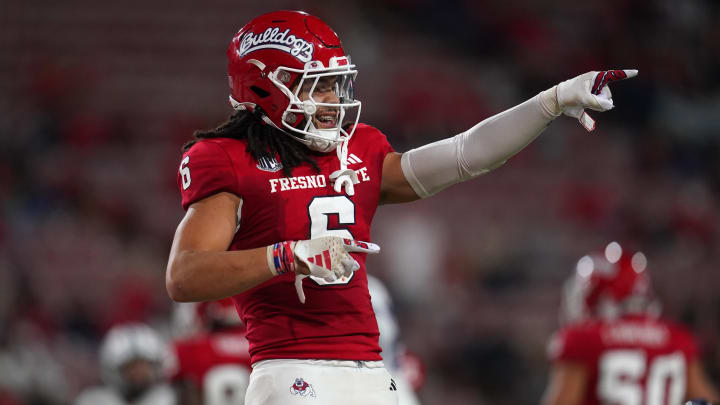 Sep 30, 2023; Fresno, California, USA; Fresno State Bulldogs linebacker Levelle Bailey (6) looks towards the crowd after a play against the Nevada Wolf Pack in the fourth quarter at Valley Children's Stadium. Mandatory Credit: Cary Edmondson-USA TODAY Sports Sep 30, 2023; Fresno, California, USA; Fresno State Bulldogs linebacker Levelle Bailey (6) looks towards the crowd after a play against the Nevada Wolf Pack in the fourth quarter at Valley Children's Stadium. Mandatory Credit: Cary Edmondson-USA TODAY Sports
