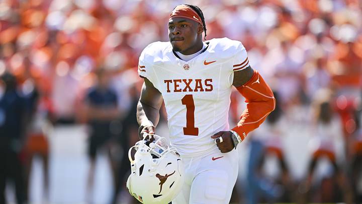Colin Simmons, Oct. 10, Texas vs. Oklahoma