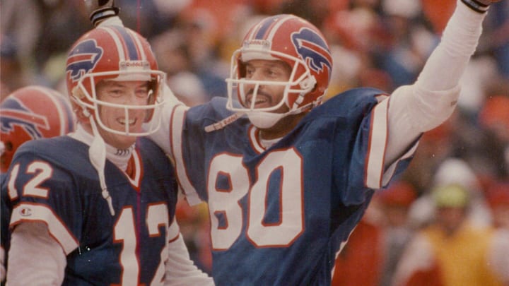Hall of Fame Buffalo Bills quarterback Jim Kelly (12) and wide receiver James Lofton (80).