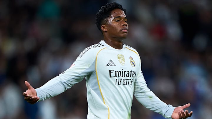 Real Madrid CF v Valencia CF - LaLiga EA Sports Real Madrid CF v Valencia CF - LaLiga EA Sports