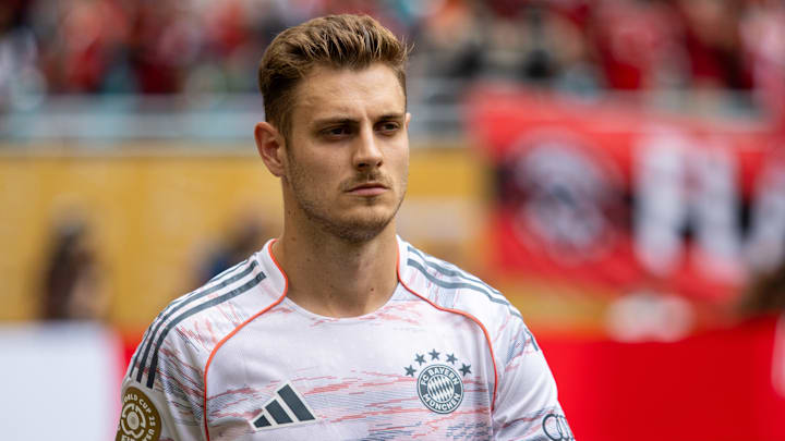Josip Stanisic hat sich beim FC Bayern etabliert