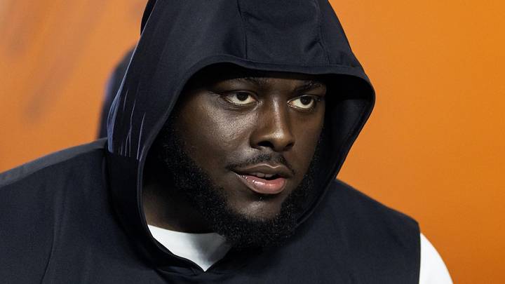 Offensive lineman Markel Bell