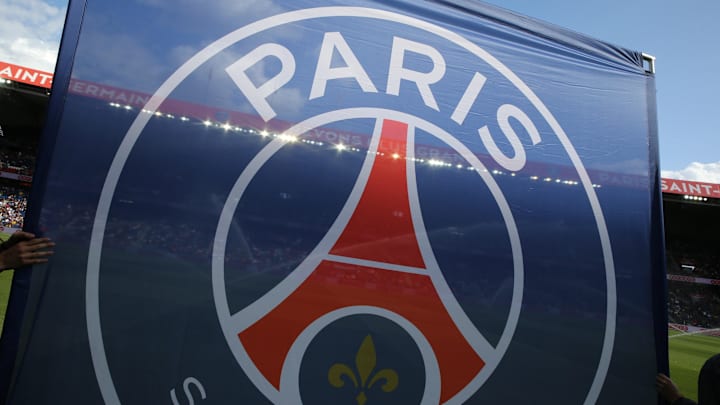 Paris Saint-Germain v Angers SCO - Ligue 1