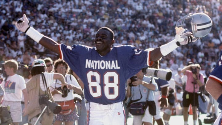 Feb 7, 1993; Honolulu, HI, USA; FILE PHOTO; Dallas Cowboys receiver #88 MICHAEL IRVIN celebrates his