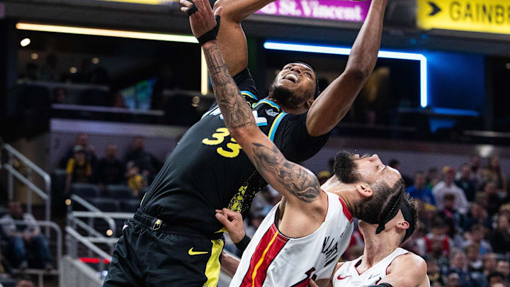 Apr 7, 2024; Indianapolis, Indiana, USA; Indiana Pacers center Myles Turner (33)  shoots the ball