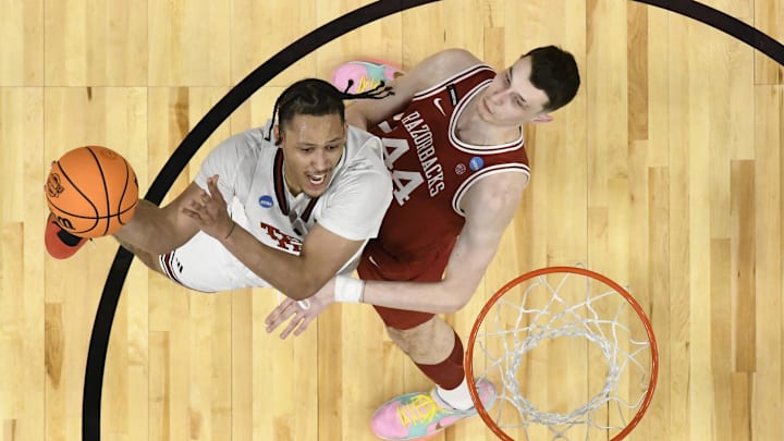 NC State basketball transfer target Darrion Williams NC State basketball transfer target Darrion Williams