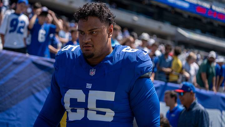 New York Giants offensive guard Francis Mauigoa (65) walks into the tunnel after warmups during a preseason opening game between the New York Giants and Minnesota Vikings on Saturday, Aug. 15, 2026, at MetLife Stadium in East Rutherford, NJ. New York Giants offensive guard Francis Mauigoa (65) walks into the tunnel after warmups during a preseason opening game between the New York Giants and Minnesota Vikings on Saturday, Aug. 15, 2026, at MetLife Stadium in East Rutherford, NJ.
