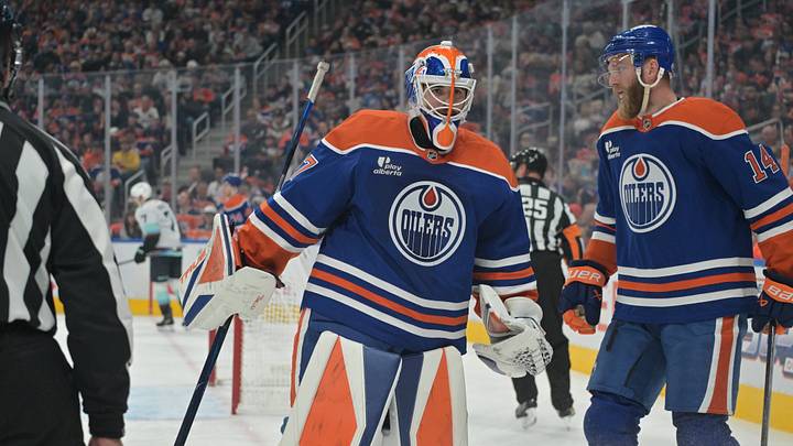 Oct 3, 2026; Edmonton, Alberta, CAN; Edmonton Oilers goalie Devon Levi (27) is seen out on the ice in a game against the Seattle Kraken during the second period at Rogers Place. Mandatory Credit: Walter Tychnowicz-Imagn Images Oct 3, 2026; Edmonton, Alberta, CAN; Edmonton Oilers goalie Devon Levi (27) is seen out on the ice in a game against the Seattle Kraken during the second period at Rogers Place. Mandatory Credit: Walter Tychnowicz-Imagn Images