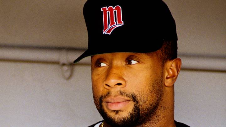 1992 Season, Unknown location; Minnesota Twins outfielder (34) Kirby Puckett warms up before a game. Mandatory Credit: USA TODAY Sports Copyright © 1992 USA TODAY Sports