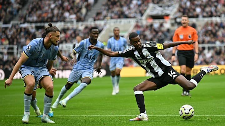 Duelo será realizado em Londres