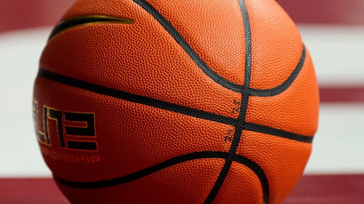 Basketball for use as a generic image.