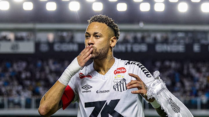 Neymar is hoping to snag a place in Brazil’s 2026 World Cup squad.