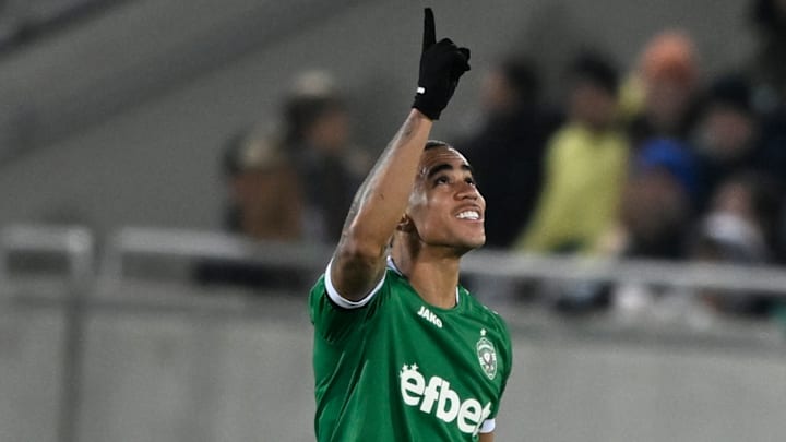 Erick Marcus trocou o Vasco pela Bulgária no ano passado