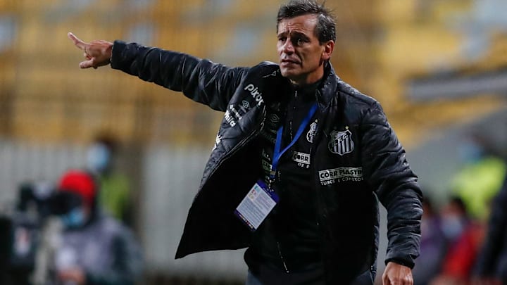 Argentino comandou o Peixe em 28 jogos - oito vitórias, 12 empates e nove derrotas Argentino comandou o Peixe em 28 jogos - oito vitórias, 12 empates e nove derrotas