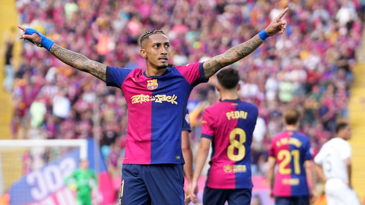 Raphinha scored twice in a crazy Clasico Raphinha scored twice in a crazy Clasico