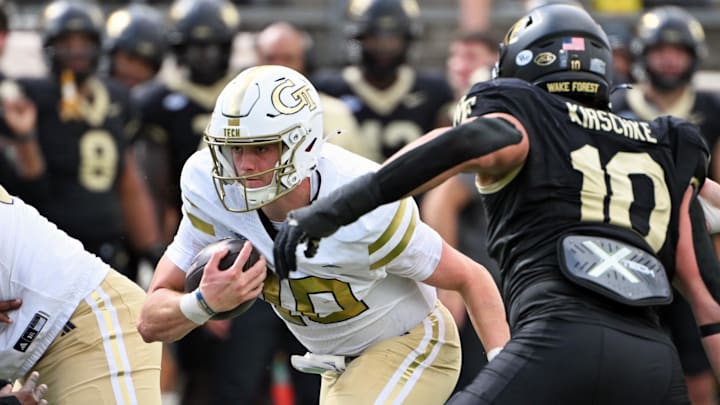 Sep 27, 2025; Winston-Salem, North Carolina, USA;  Georgia Tech Yellow Jackets quarterback Haynes King (10) runs the ball during the fourth quarter against the Wake Forest Demon Deacons at Allegacy Federal Credit Union Stadium. Mandatory Credit: Zachary Taft-Imagn Images