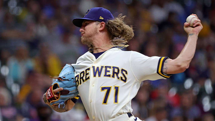 Minnesota Twins v Milwaukee Brewers