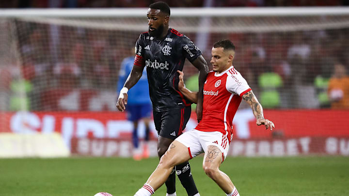 Coringa deve travar bom duelo com Bruno Gomes, volante improvisado na lateral que vem se destacando no Colorado