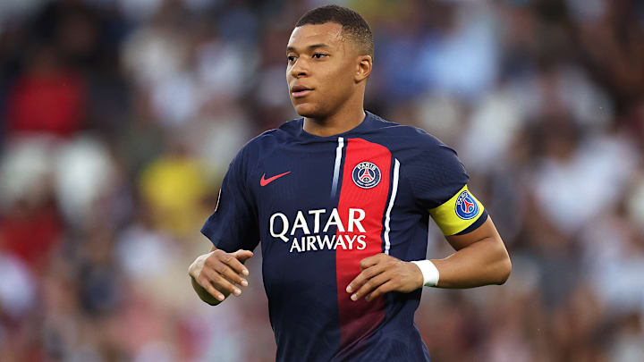 Paris Saint-Germain v Clermont Foot - Ligue 1 Uber Eats