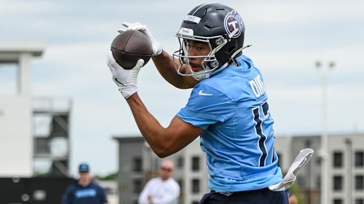 Dike puts pen to paper on his rookie deal