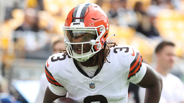 Oct 12, 2025; Pittsburgh, Pennsylvania, USA; Cleveland Browns wide receiver Jerry Jeudy (3) warms up against the Pittsburgh Steelers at Acrisure Stadium. Mandatory Credit: Charles LeClaire-Imagn Images Oct 12, 2025; Pittsburgh, Pennsylvania, USA; Cleveland Browns wide receiver Jerry Jeudy (3) warms up against the Pittsburgh Steelers at Acrisure Stadium. Mandatory Credit: Charles LeClaire-Imagn Images