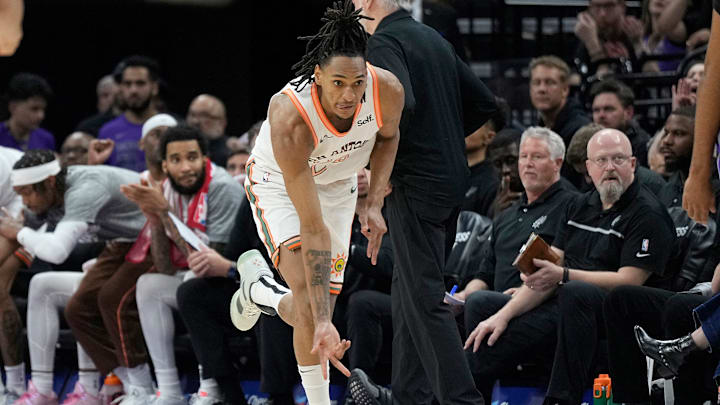 San Antonio Spurs v Sacramento Kings