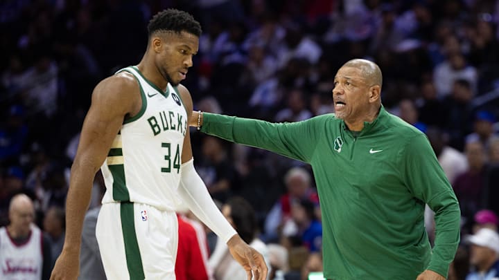 La mala relación entre Giannis Antetokounmpo y Doc Rivers pudo causar la salida del entrenador 