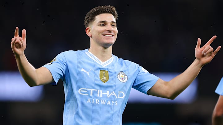Manchester City v Burnley FC - Premier League
