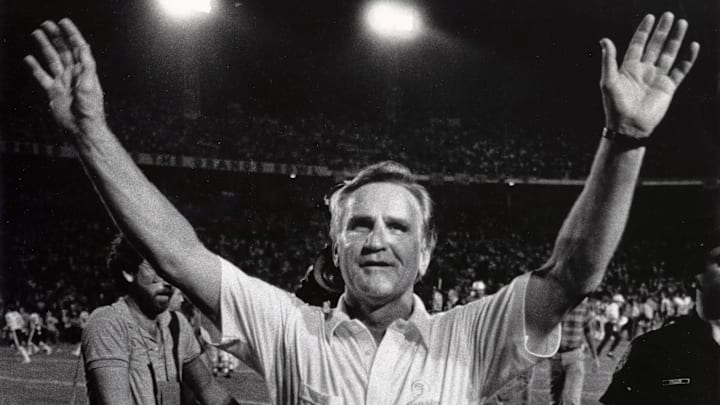 Miami Dolphins head coach Don Shula reacts on the field after defeating the the Chicago Bears during the 1985 season at the Orange Bowl. This was the Bears only loss during their Super Bowl-winning season. Miami Dolphins head coach Don Shula reacts on the field after defeating the the Chicago Bears during the 1985 season at the Orange Bowl. This was the Bears only loss during their Super Bowl-winning season.