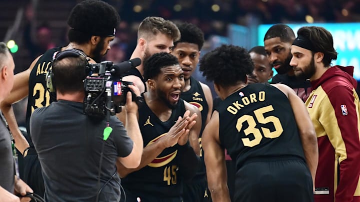 May 13, 2025; Cleveland, Ohio, USA; Cleveland Cavaliers guard Donovan Mitchell (45) talks to the during the first half of game five against the Indiana Pacers in the second round for the 2025 NBA Playoffs at Rocket Arena. Mandatory Credit: Ken Blaze-Imagn Images