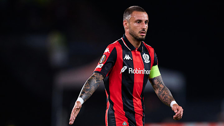 Jonathan Clauss est critiqué pour son choix.