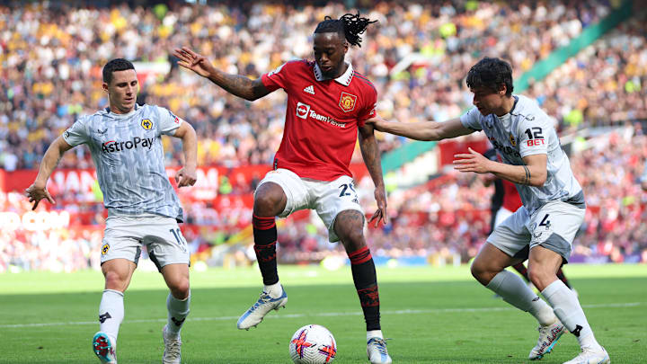 Manchester United v Wolverhampton Wanderers - Premier League