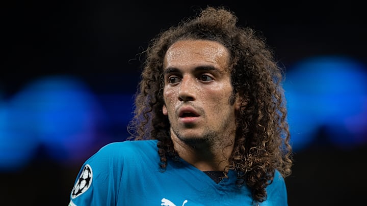Mattéo Guendouzi a été sorti à la pause.
