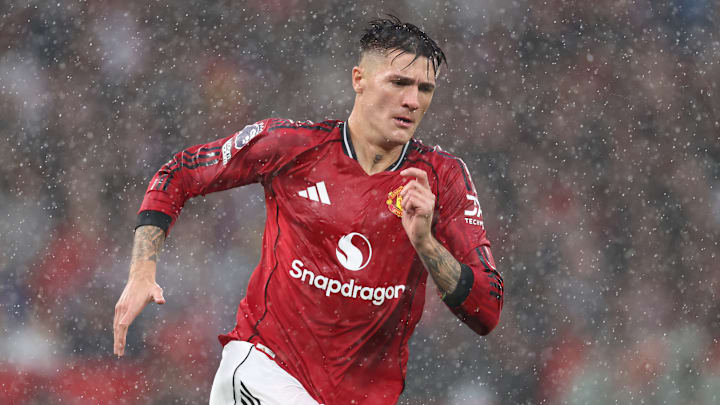 Manchester United v Chelsea - Premier League