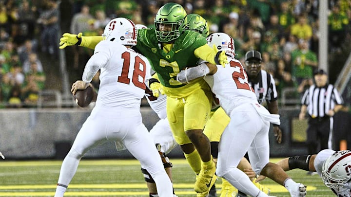 Brandon Dorlus of Oregon is a potential edge and 3-technique for the Bears to look at if available in Round 3. Brandon Dorlus of Oregon is a potential edge and 3-technique for the Bears to look at if available in Round 3.