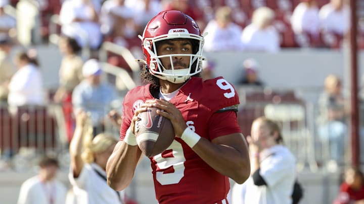 Oklahoma quarterback Michael Hawkins Oklahoma quarterback Michael Hawkins