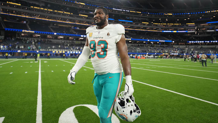 Miami Dolphins defensive tackle Calais Campbell (93) leaves the field after the game against the Los Angeles Rams at SoFi Stadium. Miami Dolphins defensive tackle Calais Campbell (93) leaves the field after the game against the Los Angeles Rams at SoFi Stadium.