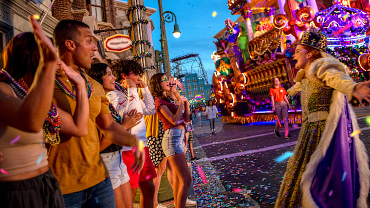 Universal Mardi Gras Parade - credit: ©2022 Universal Orlando. All rights reserved.