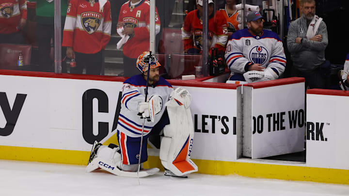 Edmonton Oilers goaltender Skinner Stuart (74)