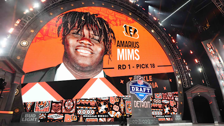 Apr 25, 2024; Detroit, MI, USA;  Georgia Bulldogs tackle Amarius Mims is selected as the No. 18 pick