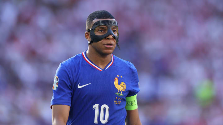 Kylian Mbappé - France 