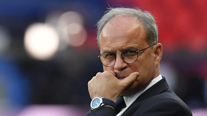 Luis Campos s'occupe du mercato parisien. 