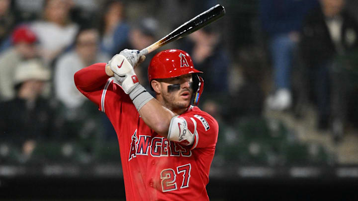 Apr 28, 2026; Chicago, Illinois, USA; Los Angeles Angels center fielder Mike Trout (27) at bat against the Chicago White Sox during the ninth inning at Rate Field. Mandatory Credit: Patrick Gorski-Imagn Images