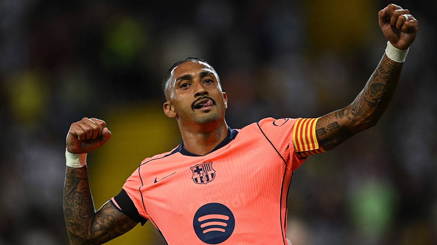 Il Barça affronta un problema di attacco nella pretemporata, con Raphinha che segna il gol decisivo, immagine di approfondimento