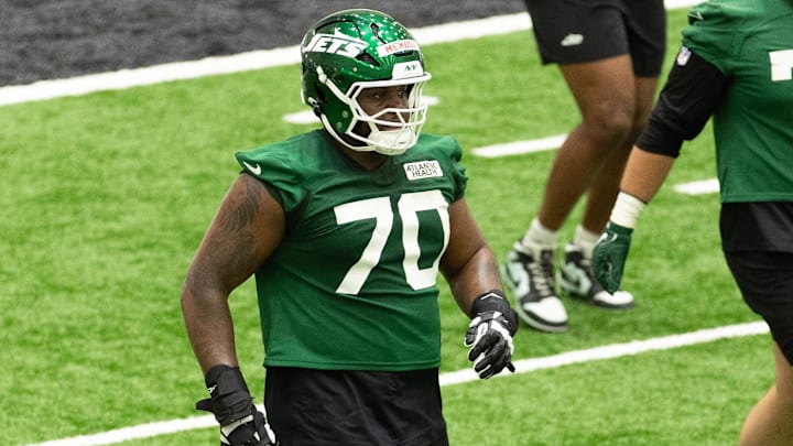 NY Jets right tackle Armand Membou